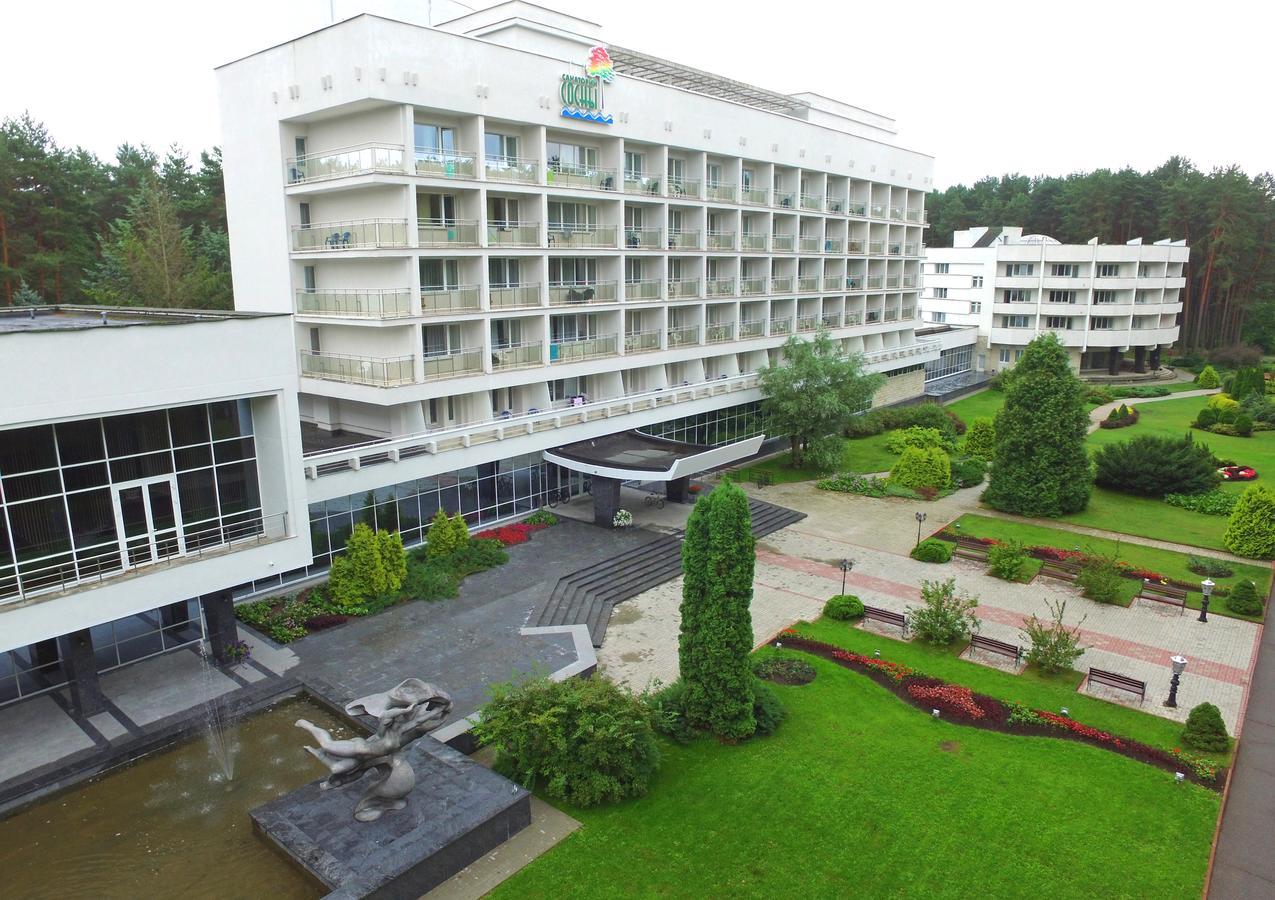 Sanatorii Sosny At Naroch Lake Hotel Gatovichi Bagian luar foto